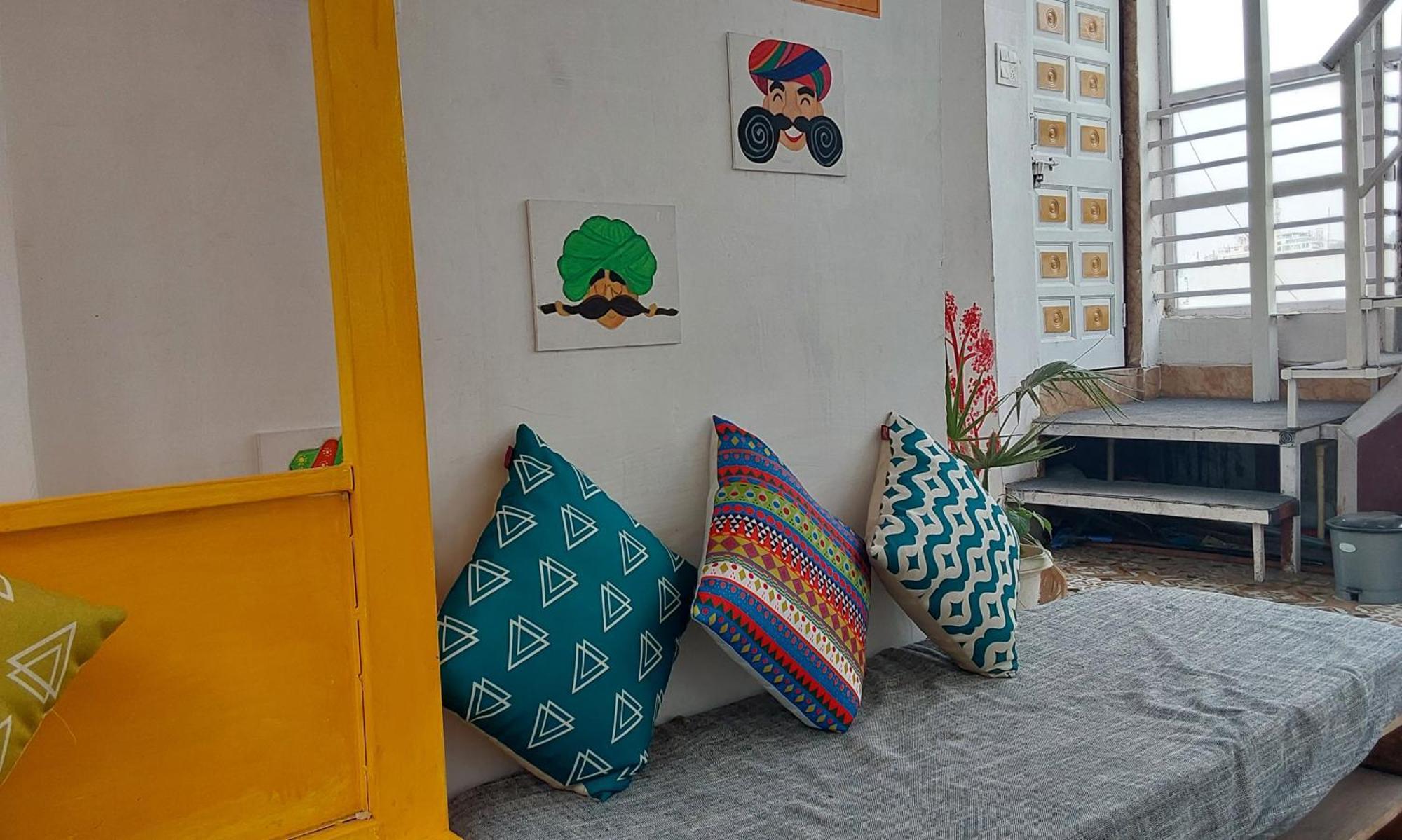 Raahi Backpacker'S Hostel Udaipur Exterior photo